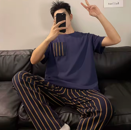 Plaid Pattern Men's Pajamas Set